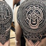 Origen e Historia de los Tatuajes Blackwork Descubre